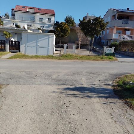 Apartments Mirana Ljubač Exteriör bild